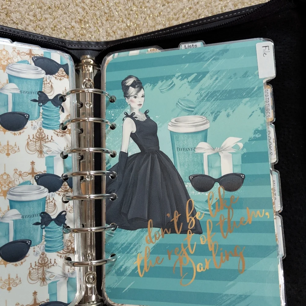 Vintage FRANKLIN COVEY Size 11 x 8.5  Synth Leather ~Planner/Binder Zip